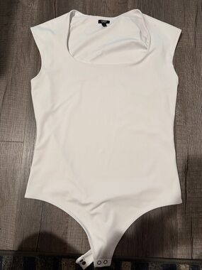 Express White Scoop Neck Bodysuit